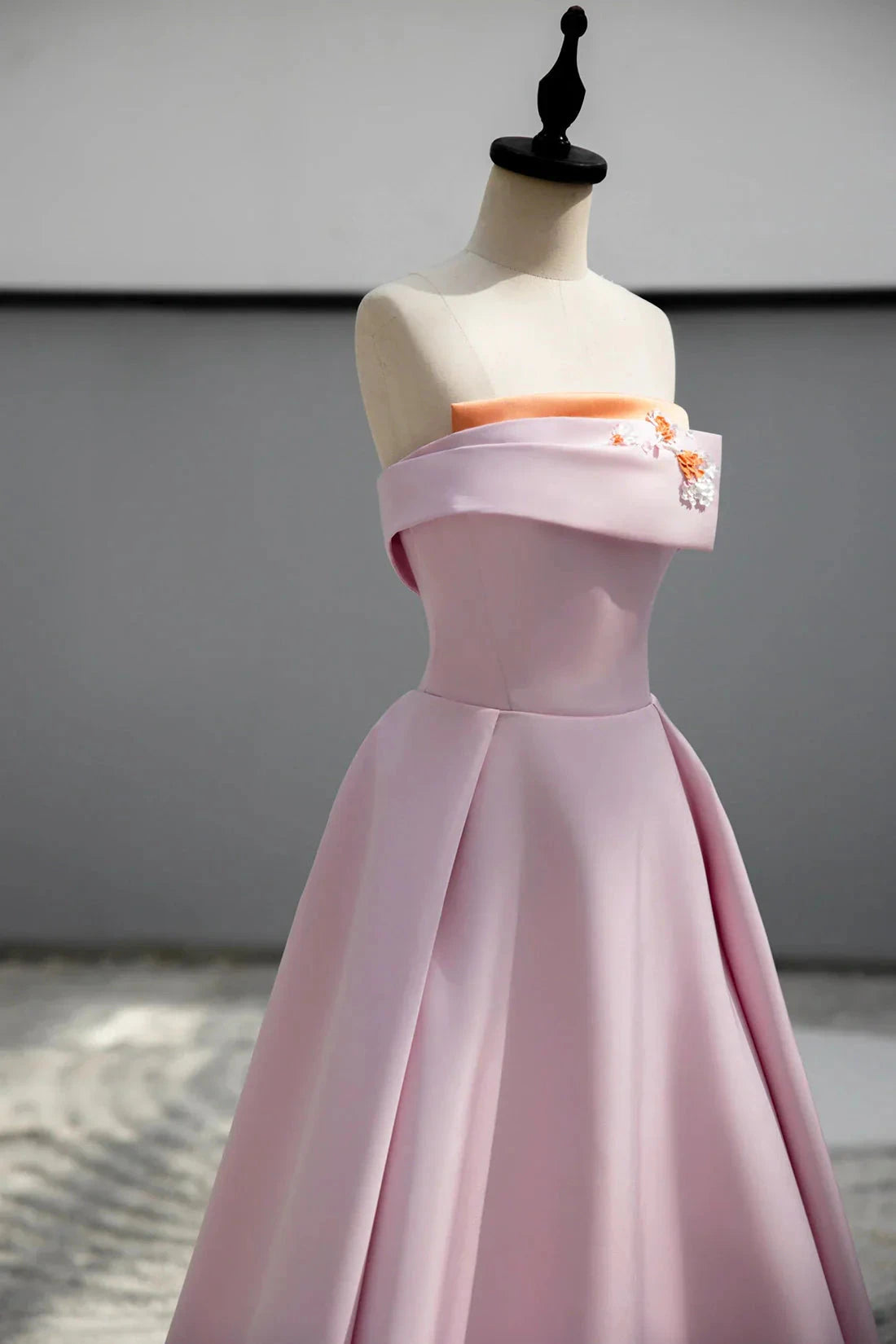 Satin Long A-line Prom Dress Pink Strapless Evening Party Dress simple gentle atmospheric and unique desi Bring summer by YiHuiw