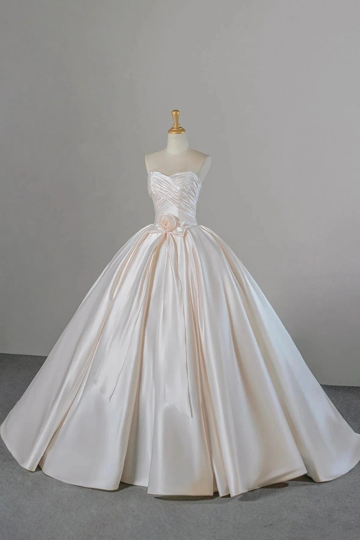 Satin Long Prom Dress A-Line Strapless Evening Party Dress simple gentle atmospheric and unique desi Brin by YiHuiw