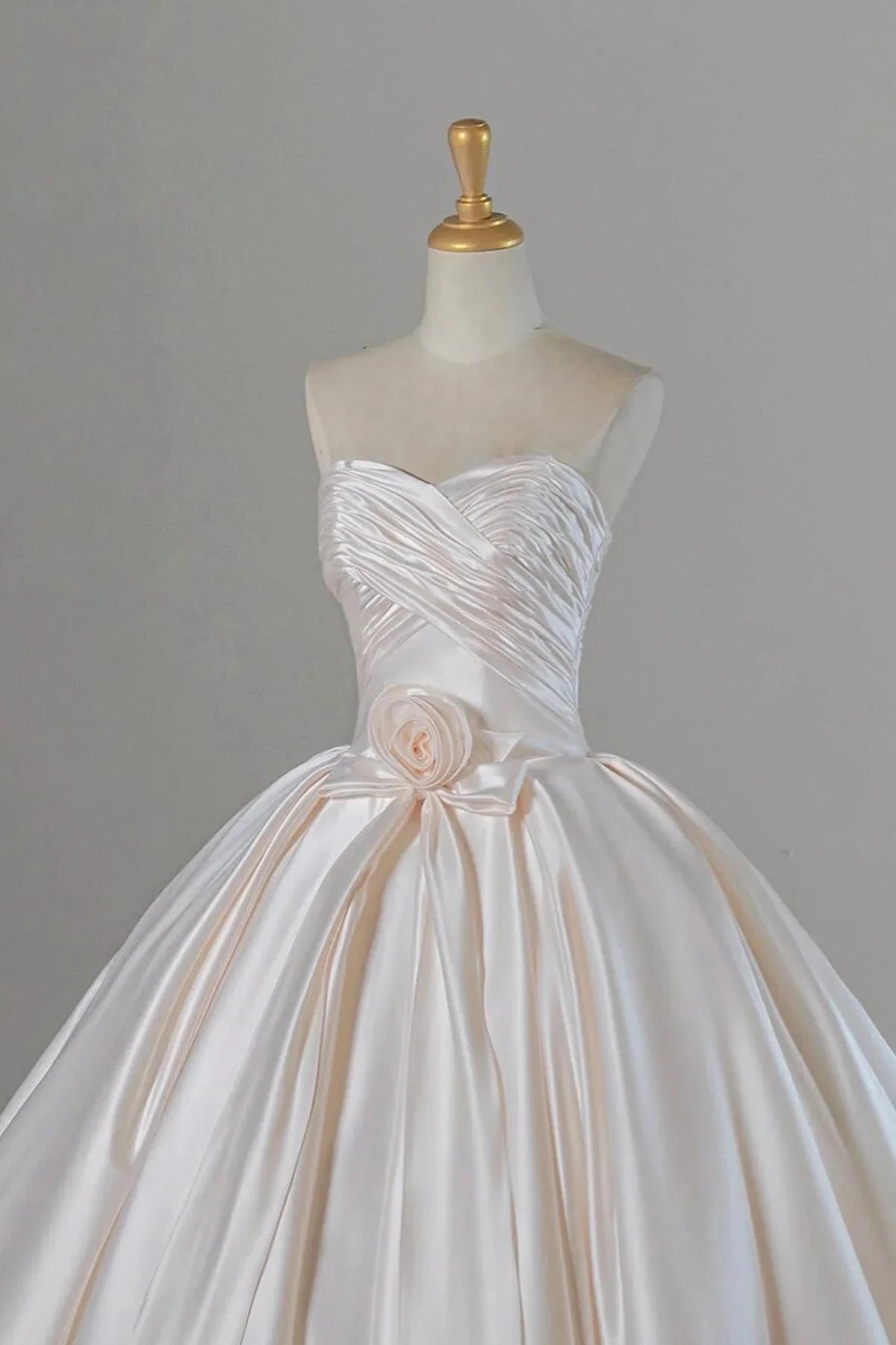 Satin Long Prom Dress A-Line Strapless Evening Party Dress simple gentle atmospheric and unique desi Brin by YiHuiw