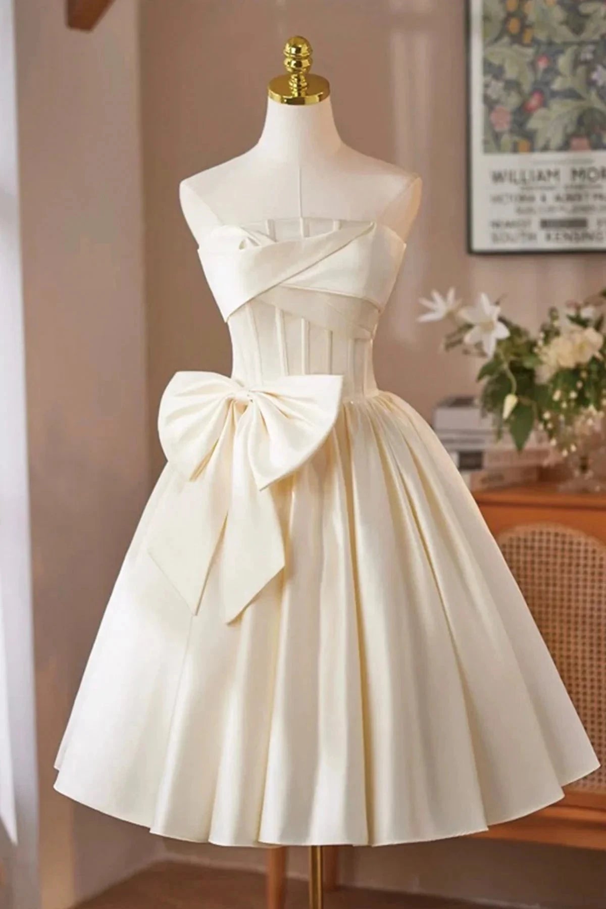 Satin Short Prom Dress A-Line Strapless Party Dress with Corset simple gentle atmospheric and unique desi Brin by YiHuiw