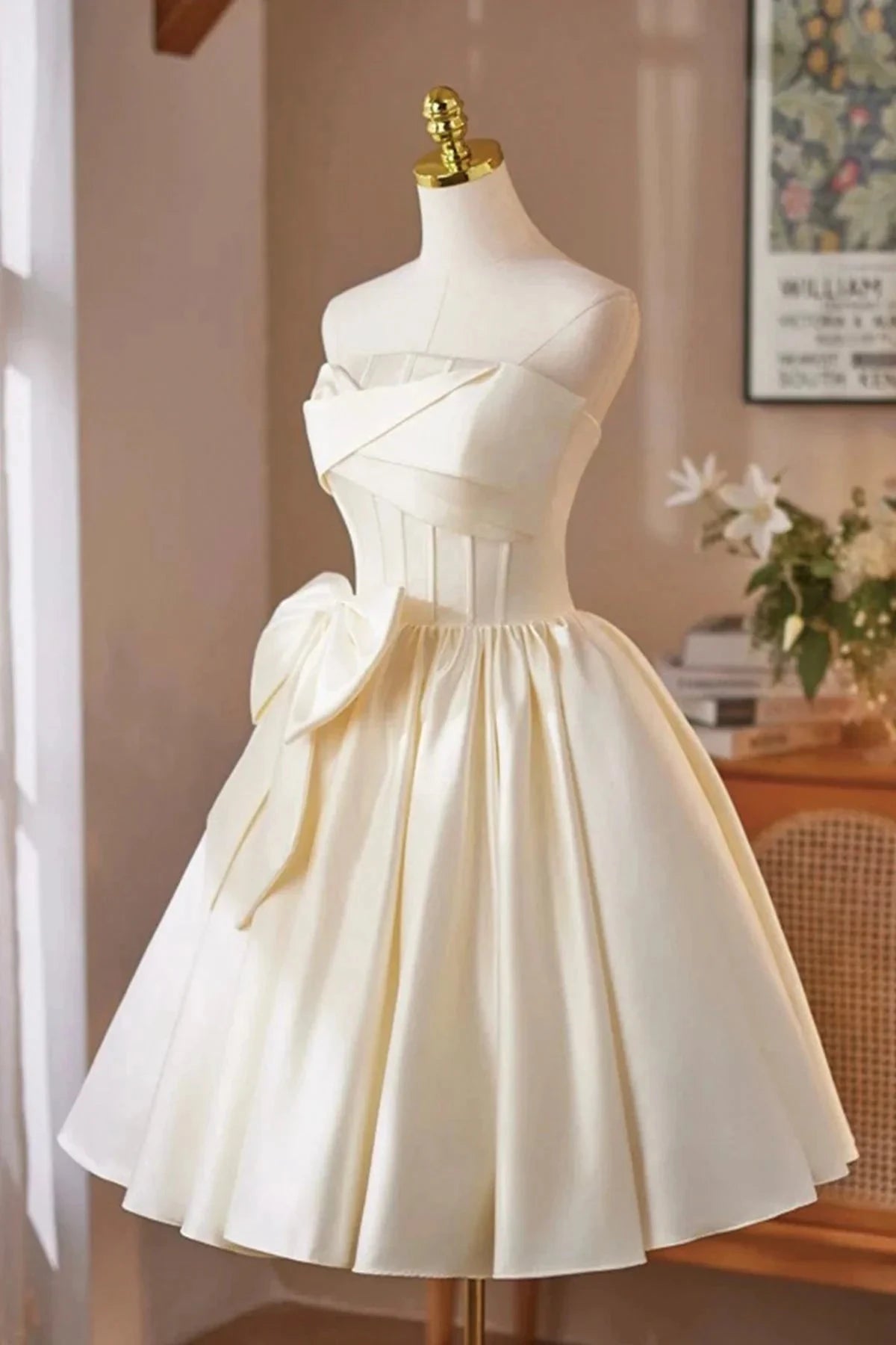 Satin Short Prom Dress A-Line Strapless Party Dress with Corset simple gentle atmospheric and unique desi Brin by YiHuiw