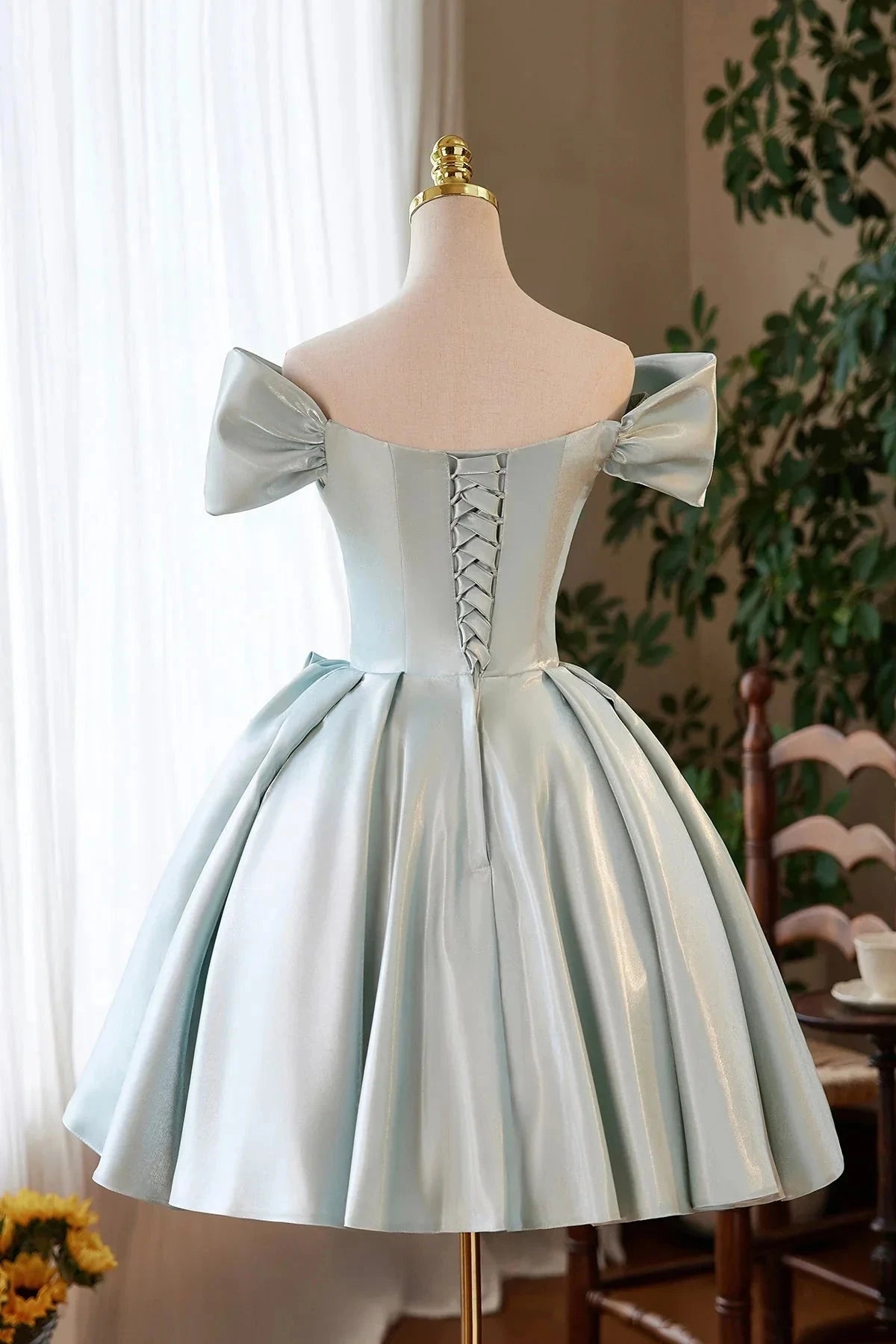 Satin Short Prom Dress Cute A-Line Homecoming Party Dress simple gentle atmospheric and unique desi Brin by YiHuiw