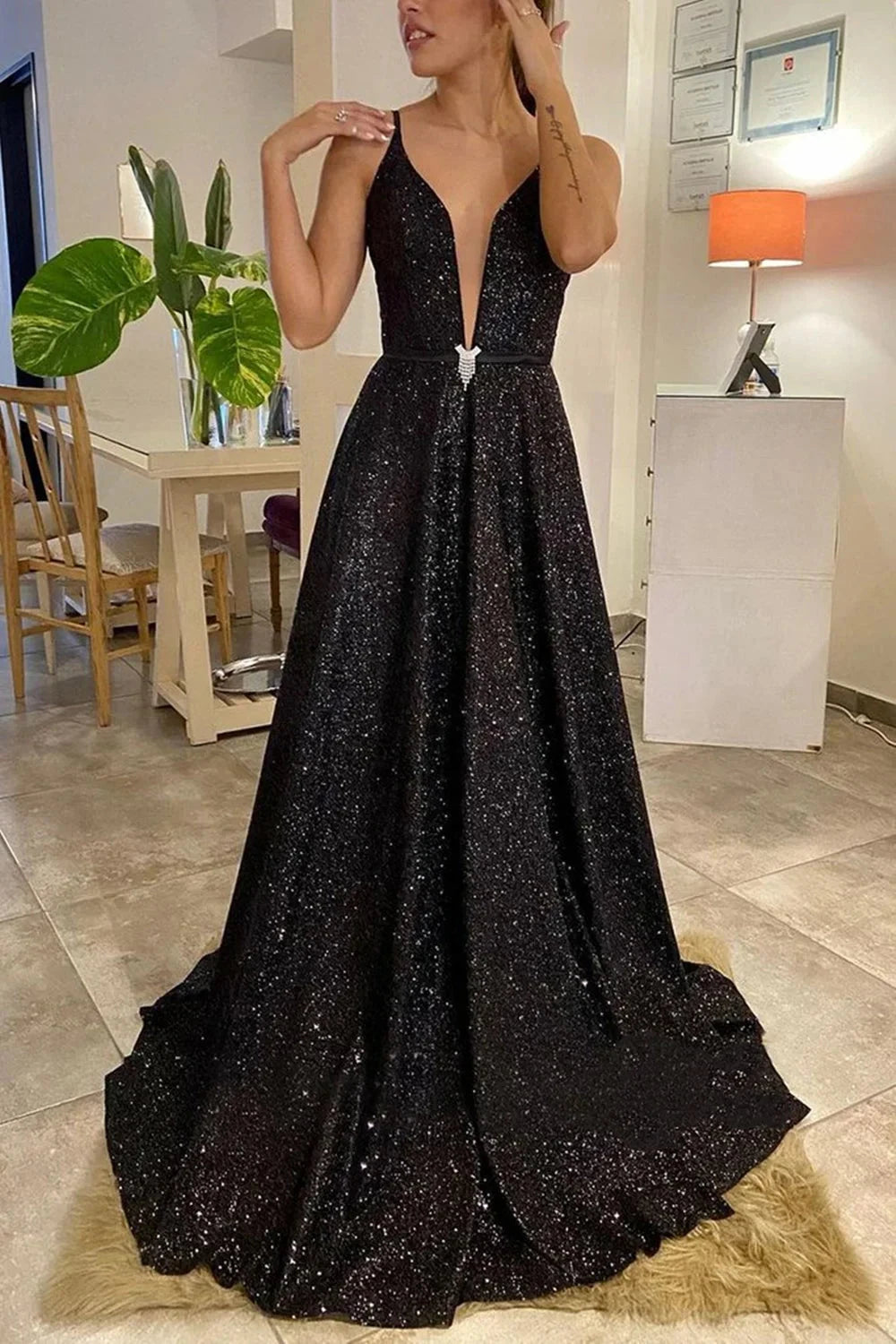 Shiny V Neck Backless Black Long Prom Dresses Sexy Formal Dresses Sparkly Black Evening Dress simple gentle atmospheric and unique desi Bring summer colors to enhance whiteness by YiHuiw
