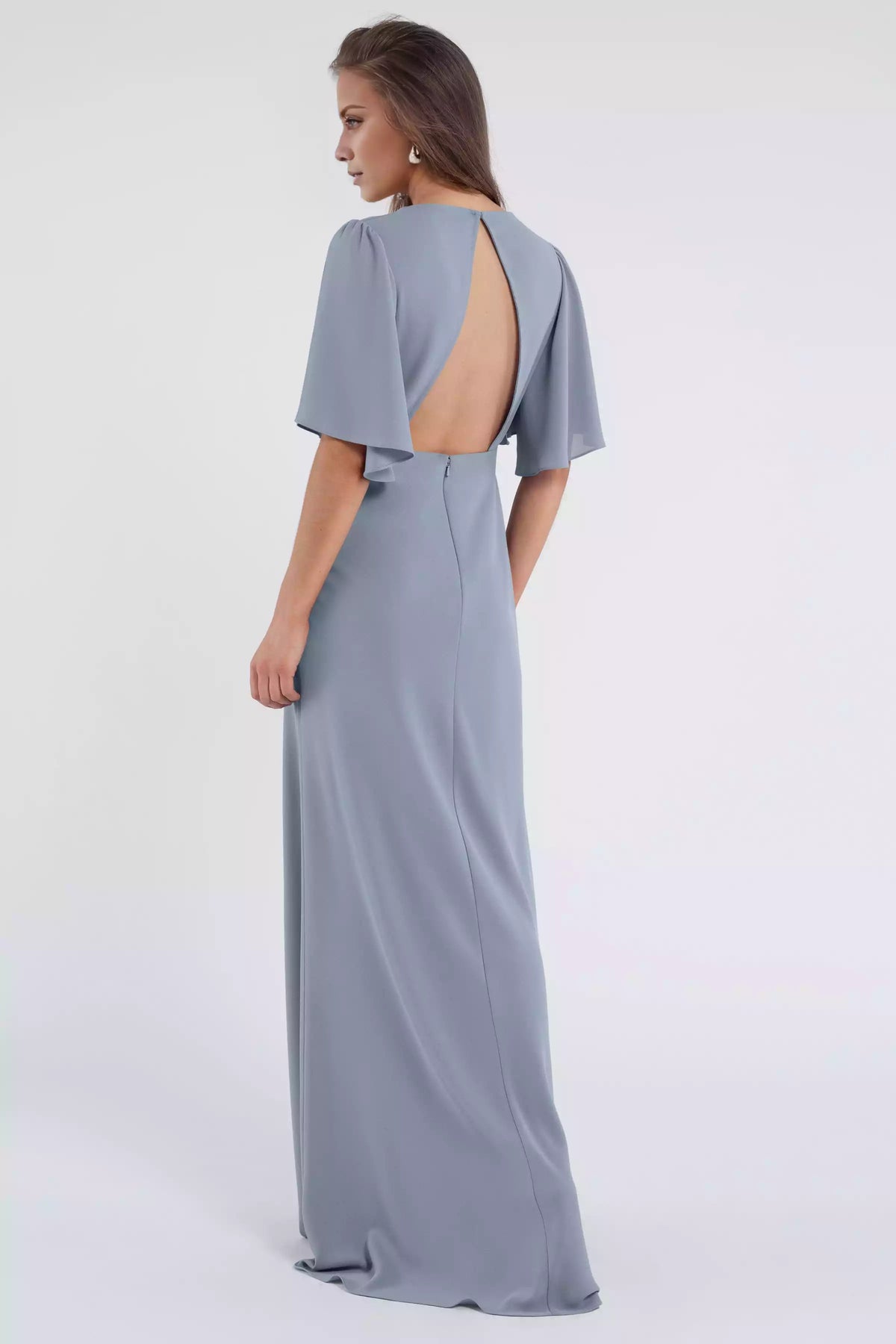 Suave y elegante falda ajustada con escote en V profundo y cintura inclinada que realza a la perfección las curvas Vestidos de dama de honor