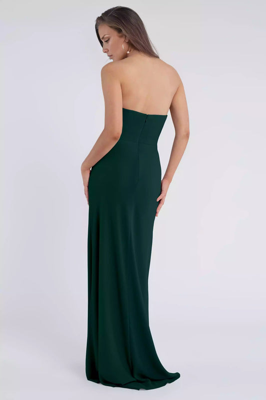 Smooth and graceful pebble patterned crepe fabric scarf with a hanging neckline and tight corset details, diagonally cut Prom Dresses