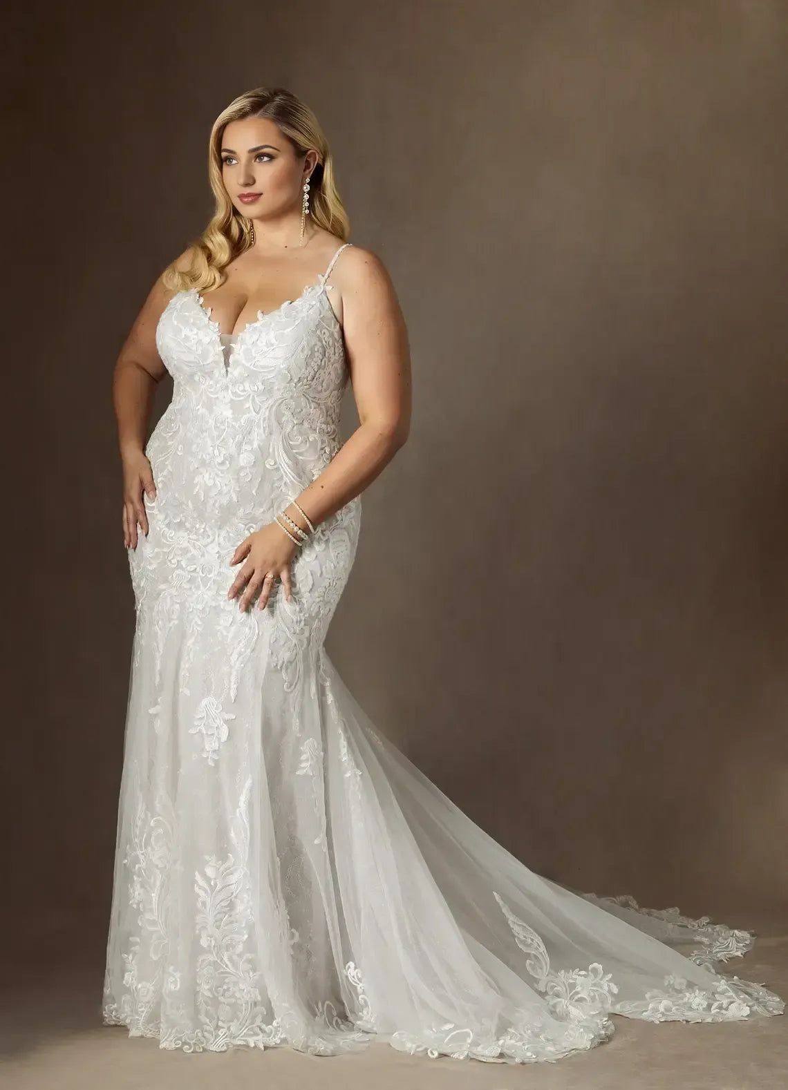 Mermaid Spaghetti Strap Lace Train Wedding Dress - Yihuiw by Yihuiw