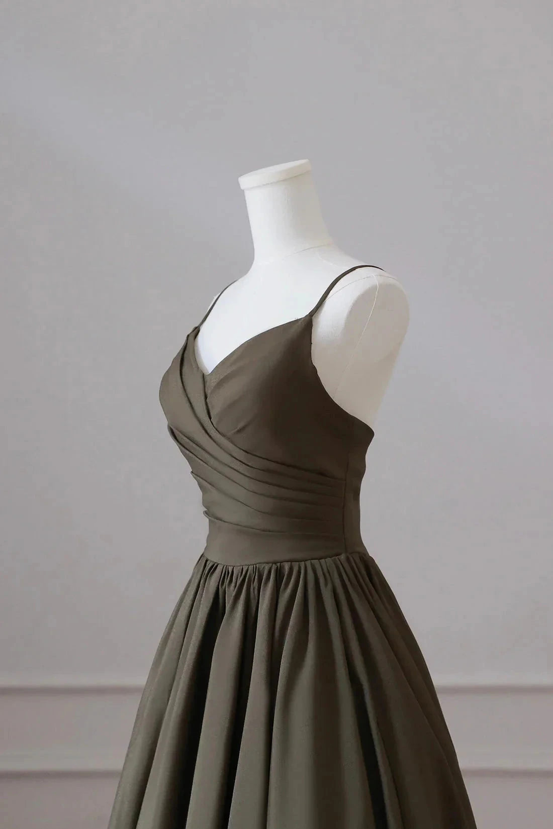 Spaghetti Strap Satin Long Prom Dress A-Line V Neck Party Dress simple gentle atmospheric and unique desi Bring summer by YiHuiw