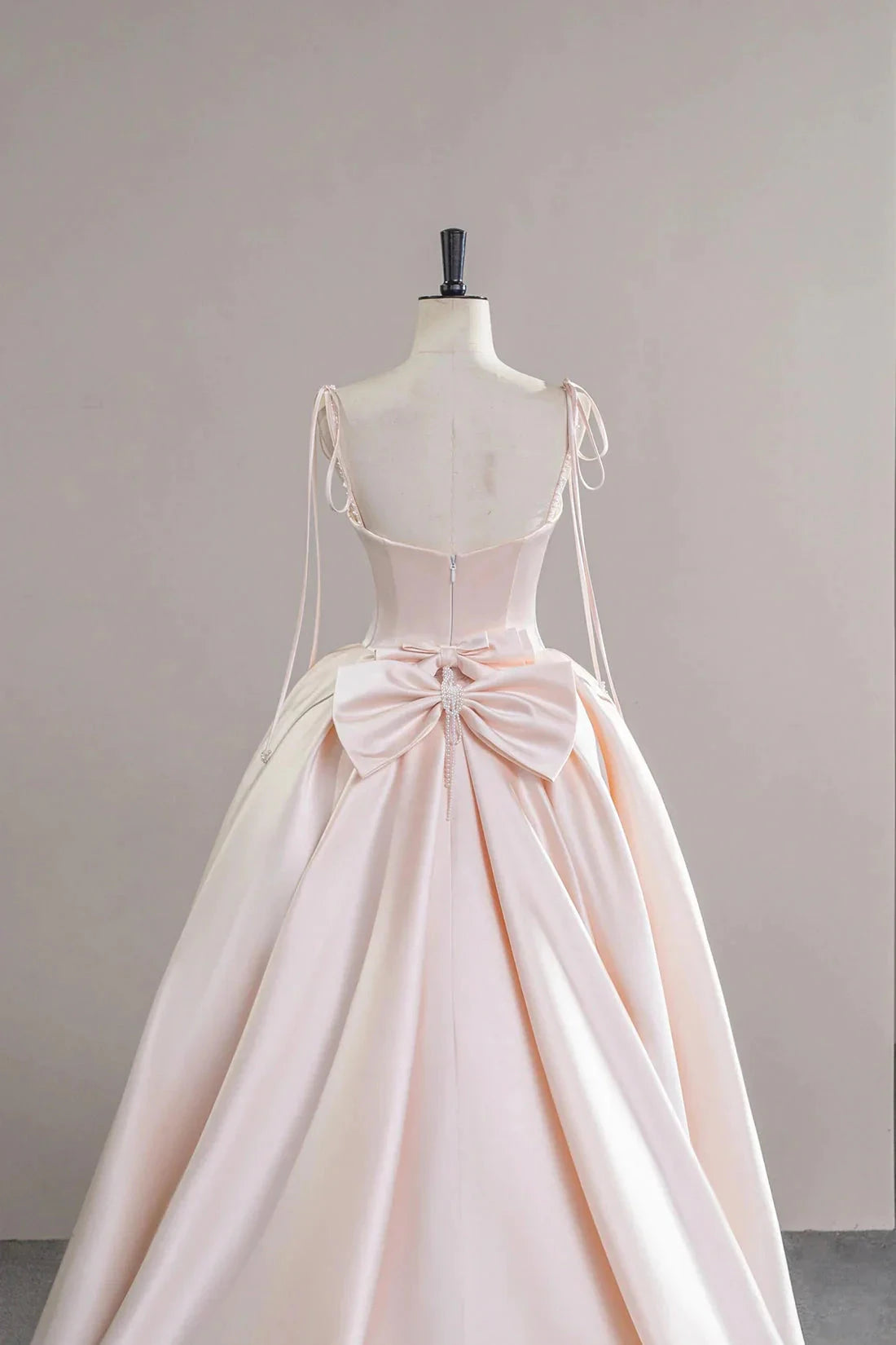 Strap Satin Long Prom Dress Beautiful A-Line Evening Party Dress simple gentle atmospheric and unique desi Brin by YiHuiw