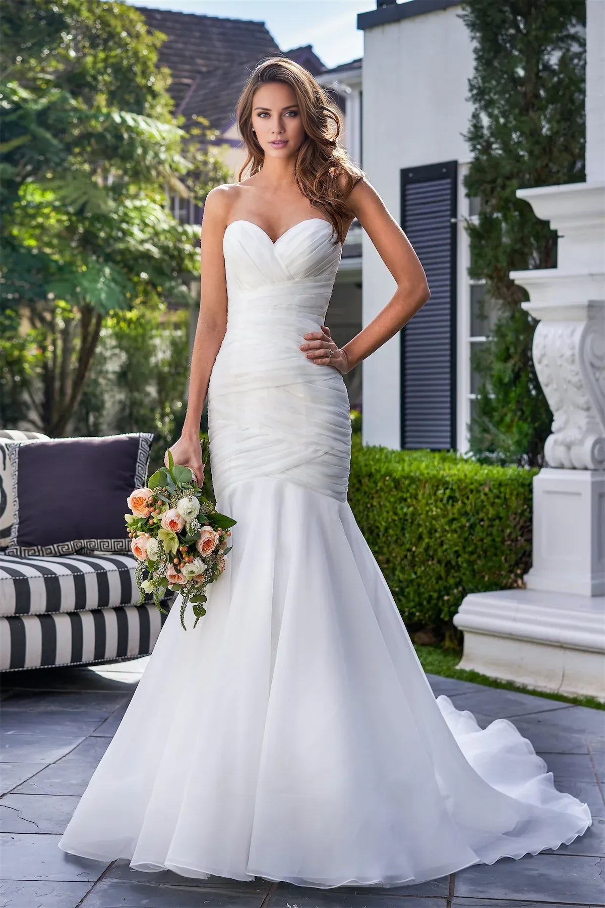 Mermaid Sweetheart Chiffon Button Back Ruched Wedding Dress - Yihuiw by Yihuiw