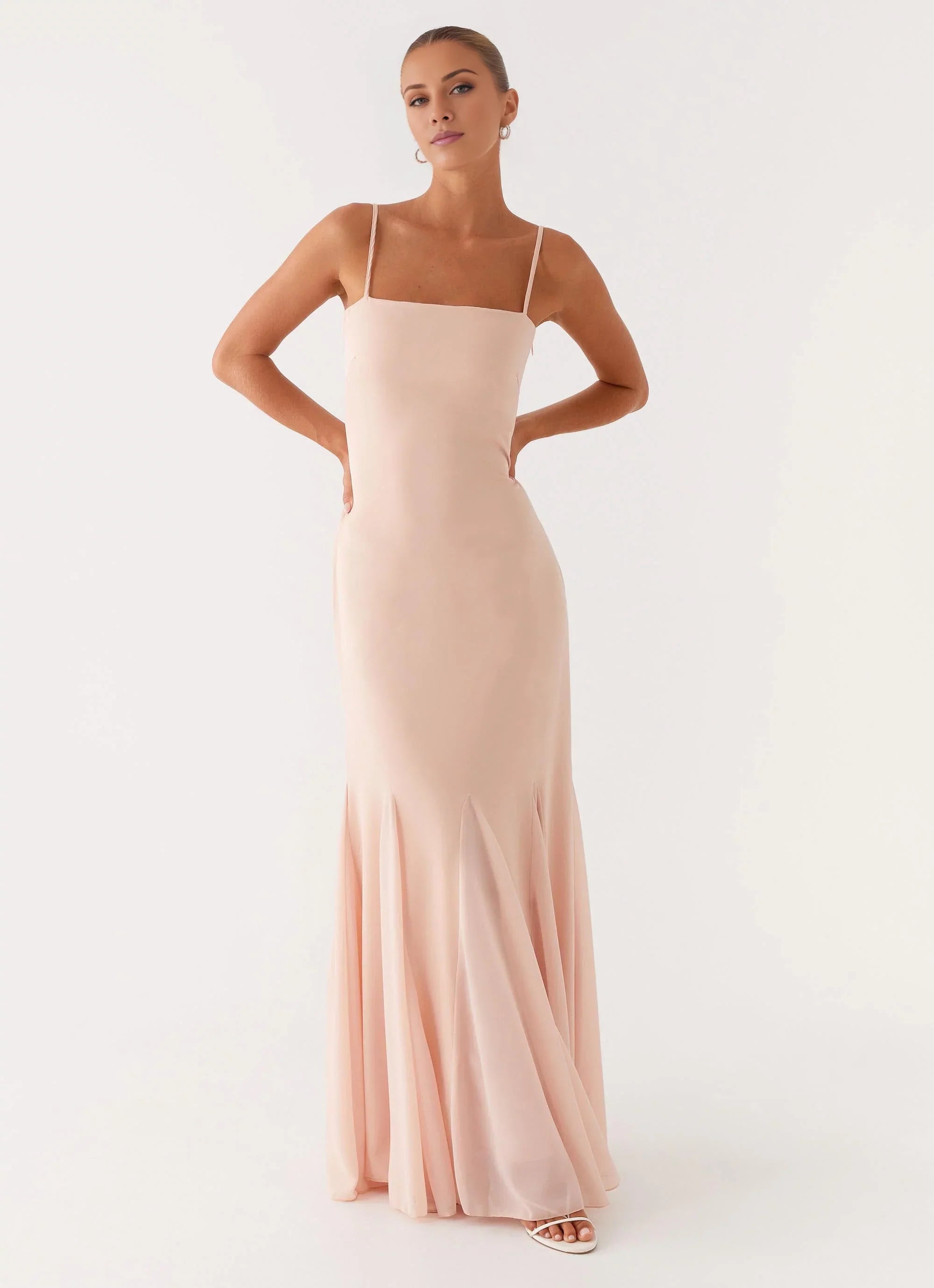 Streamlined Off the Shoulder Neck Sleeveless Spaghetti-Strap Mermaid Floor-Length Prom Dress