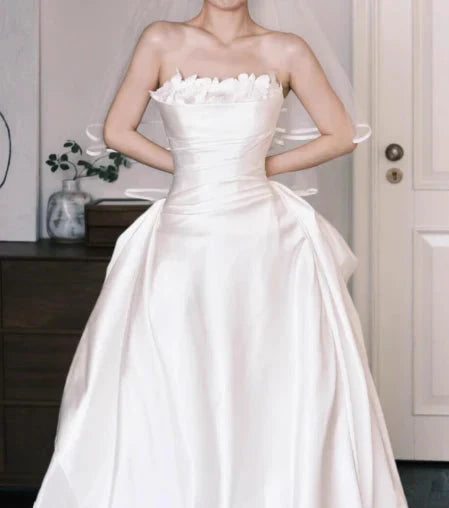 Stunning Strapless Long Ball Gowns Satin Floor-length Wedding Dress Simple Bridal Gown by YiHuiw