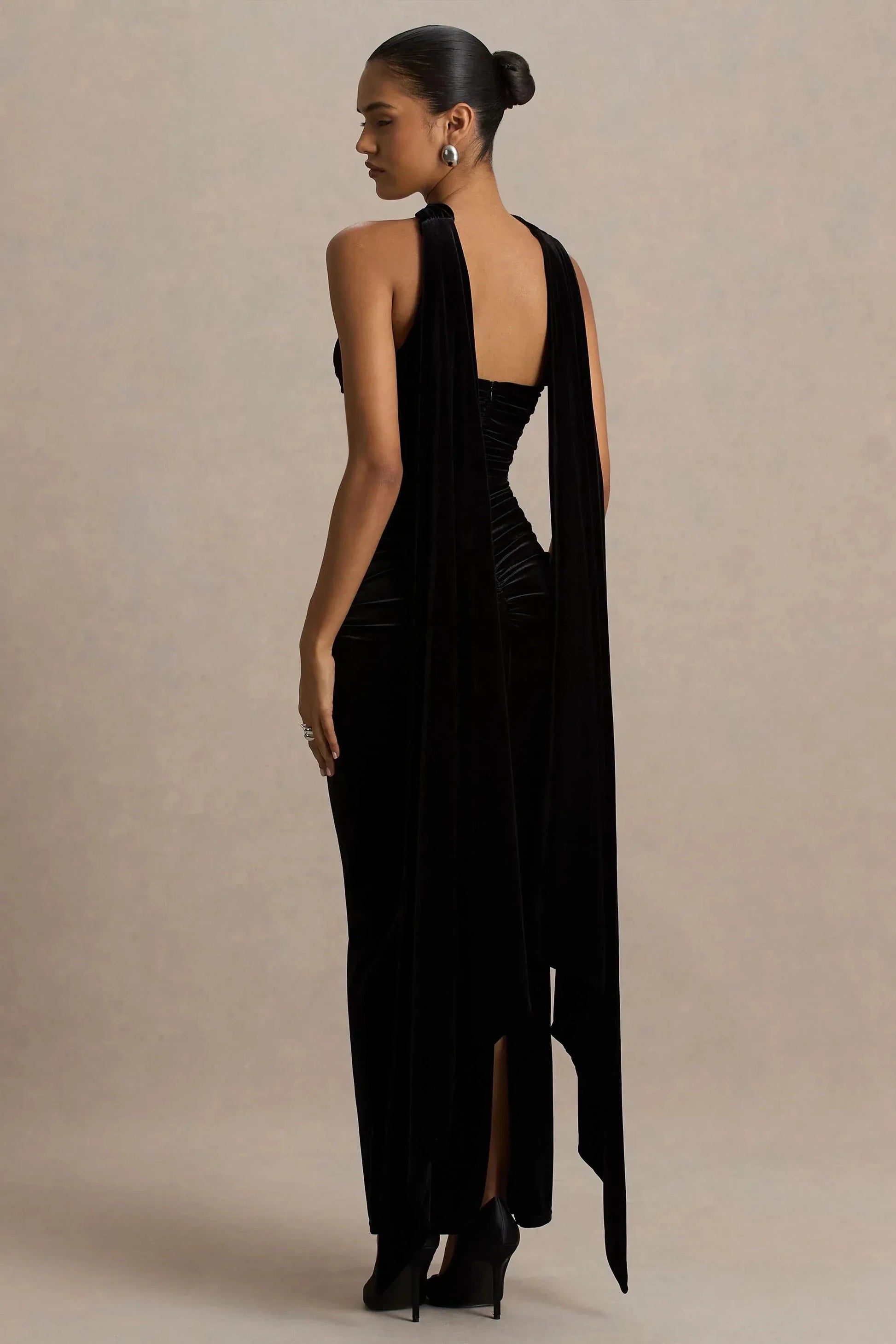 Stylish Mermaid Sweetheart Neck Sleeveless Draped Back Floor Length Prom Dress by YiHuiw