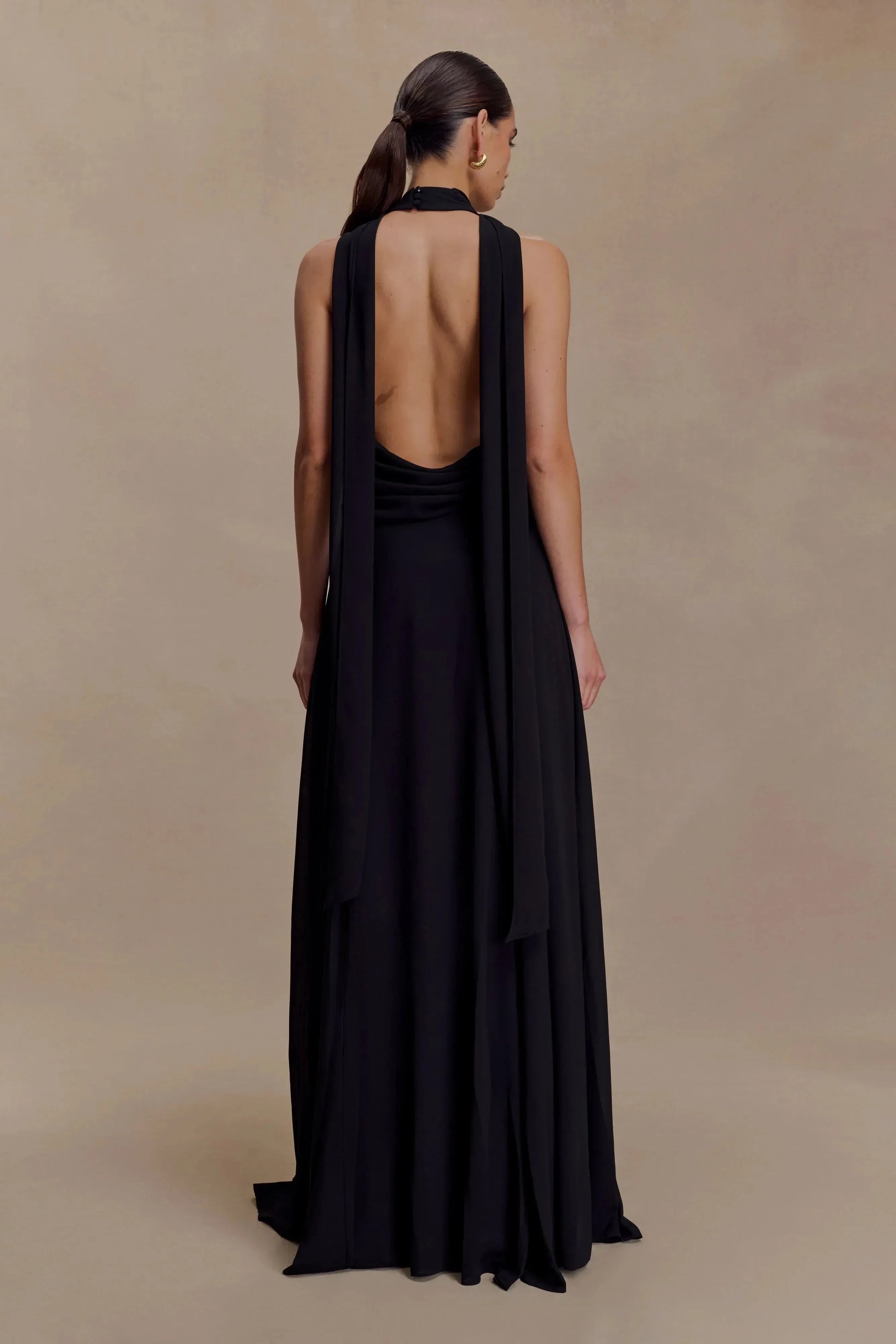 Stylish Sheath Halter Neck Sleeveless Beaded Back Floor Length Prom Dress by YiHuiw