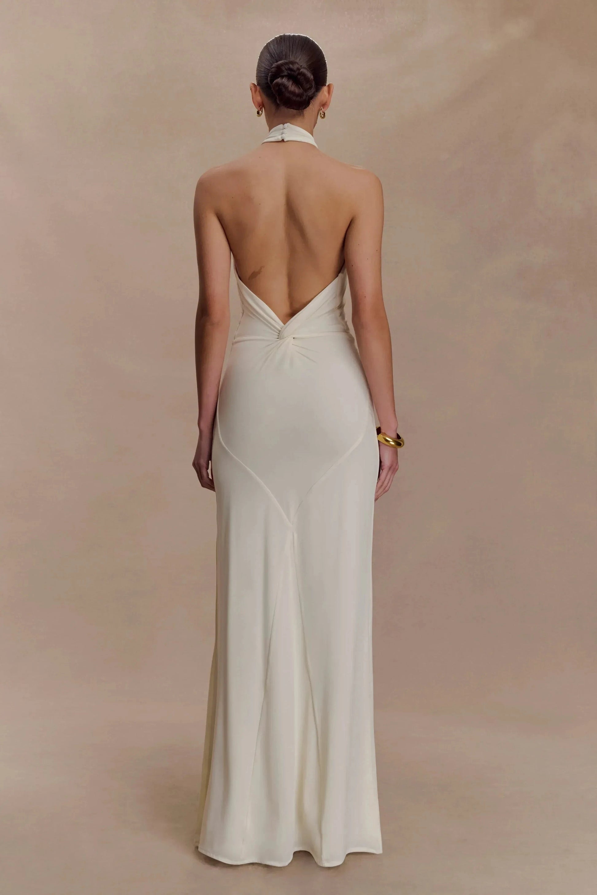 Stylish Sheath Halter Neck Sleeveless Twisted Back Floor Length Prom Dress by YiHuiw