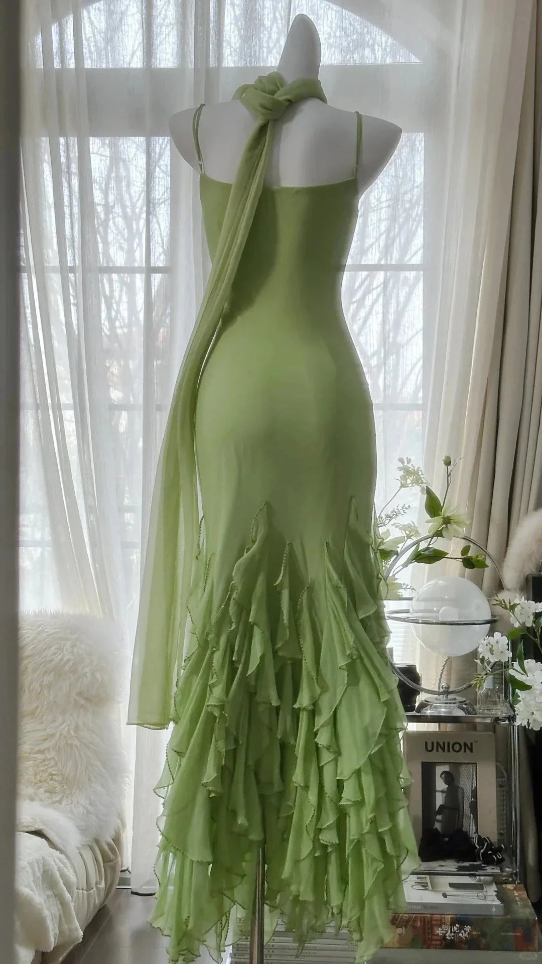 Stylish Elegant Spaghetti Straps Long Ruffled Mermaid Slim Fit Chiffon Ball Gown simple gentle atmospheric and unique desi Bring summer colors to enhance whiteness by YiHuiw