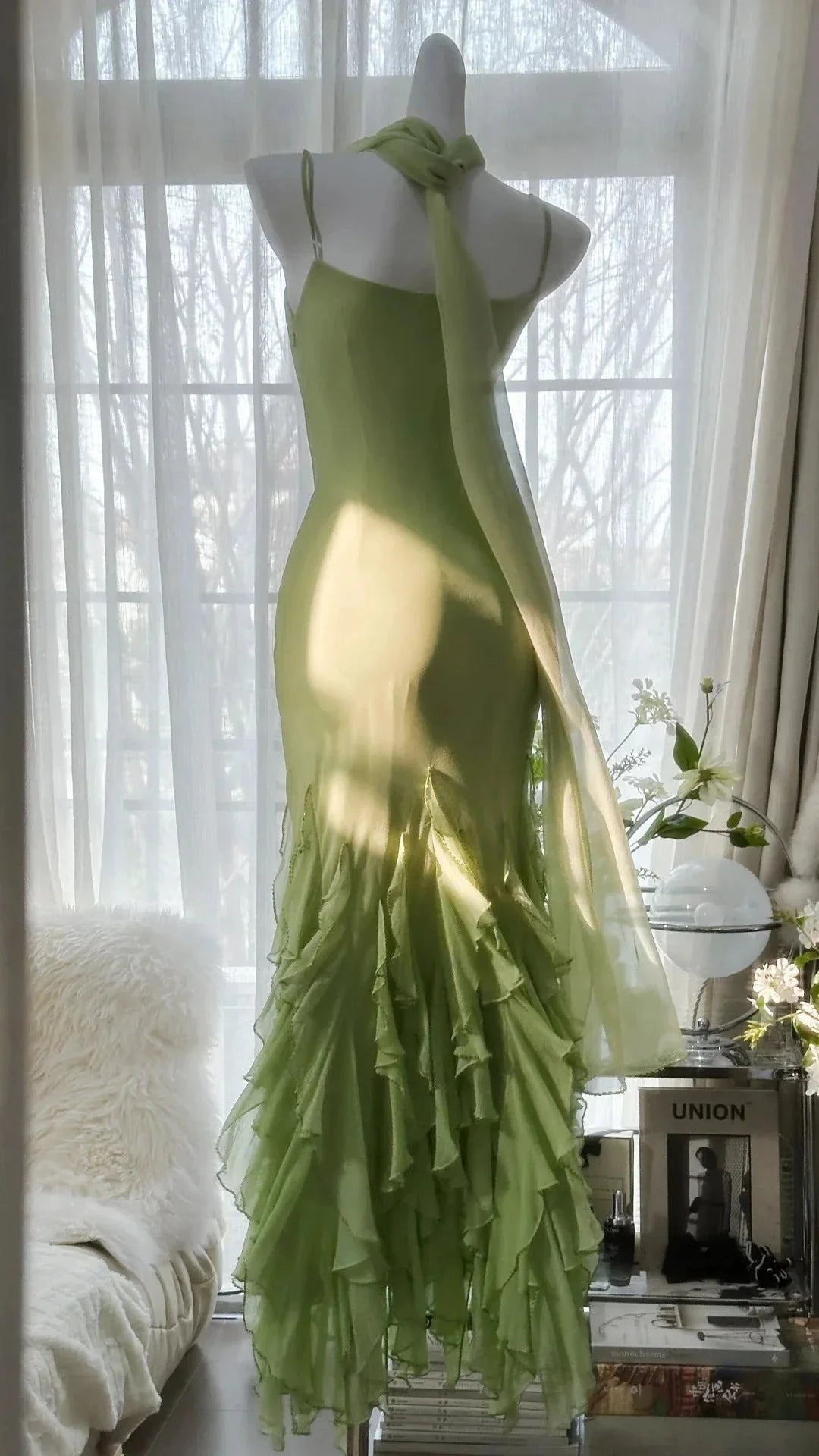 Stylish Elegant Spaghetti Straps Long Ruffled Mermaid Slim Fit Chiffon Ball Gown simple gentle atmospheric and unique desi Bring summer colors to enhance whiteness by YiHuiw