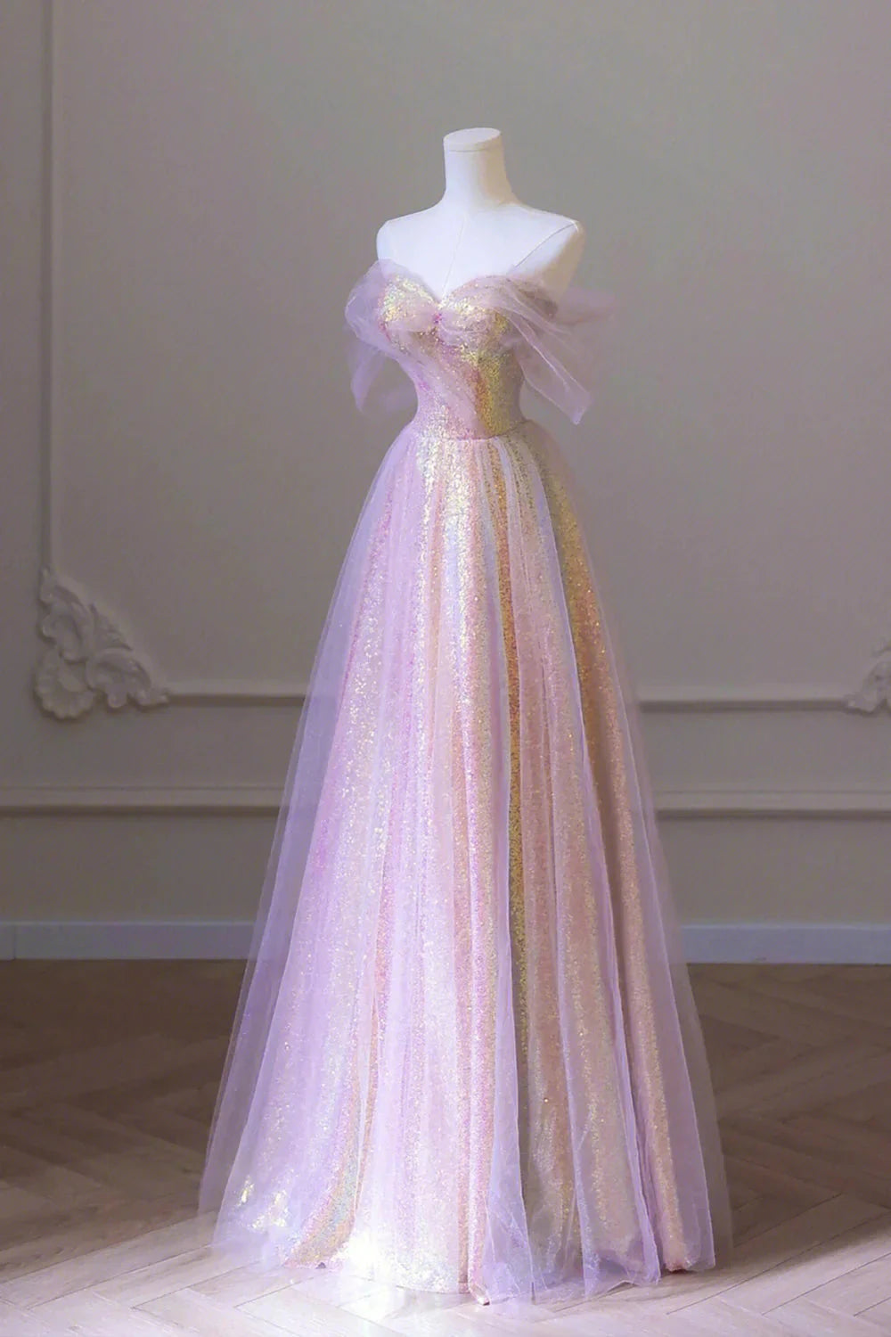 Stylish Tulle Sequins Long Prom Dress, A-Line Sweetheart Neckline Evening Dress simple gentle atmospheric and unique desi Bring summer colors to enhance whitenes by YiHuiw