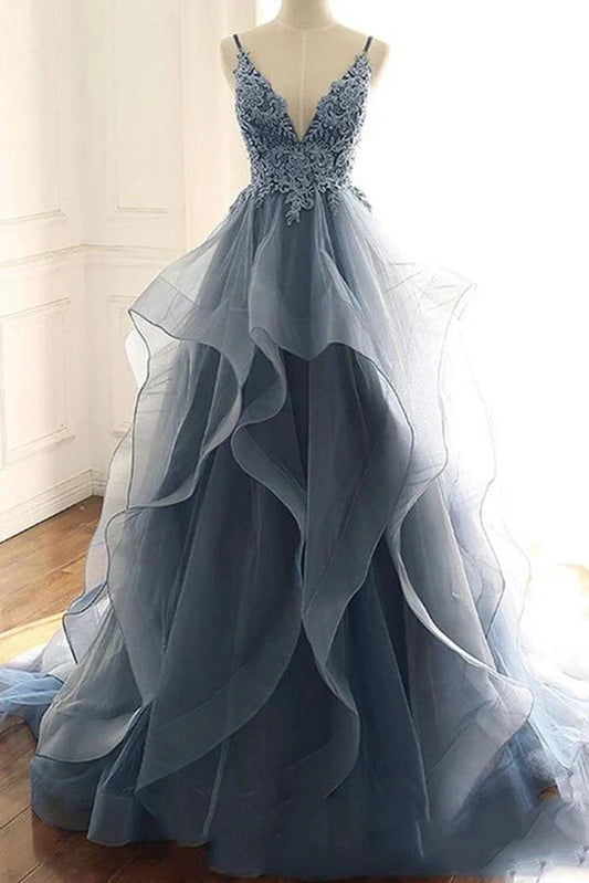 Tulle A-line V-neck Spaghetti Straps Appliqued Prom Dresses Evening Dress simple gentle atmospheric and unique desi Bring summer colors to enhance whiteness by YiHuiw