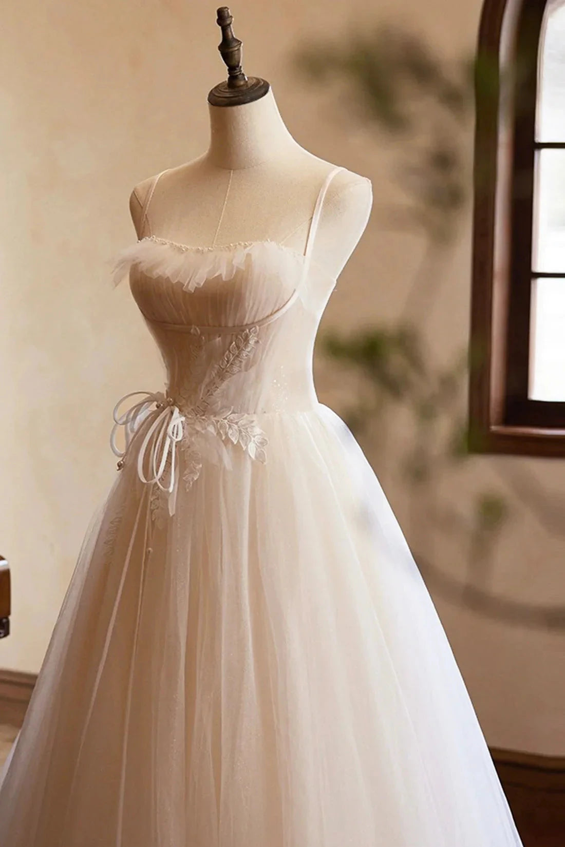 Tulle Lace Long Prom Dress, A-Line Spaghetti Straps Backless Evening Dress simple gentle atmospheric and unique desi Bring summer by YiHuiw