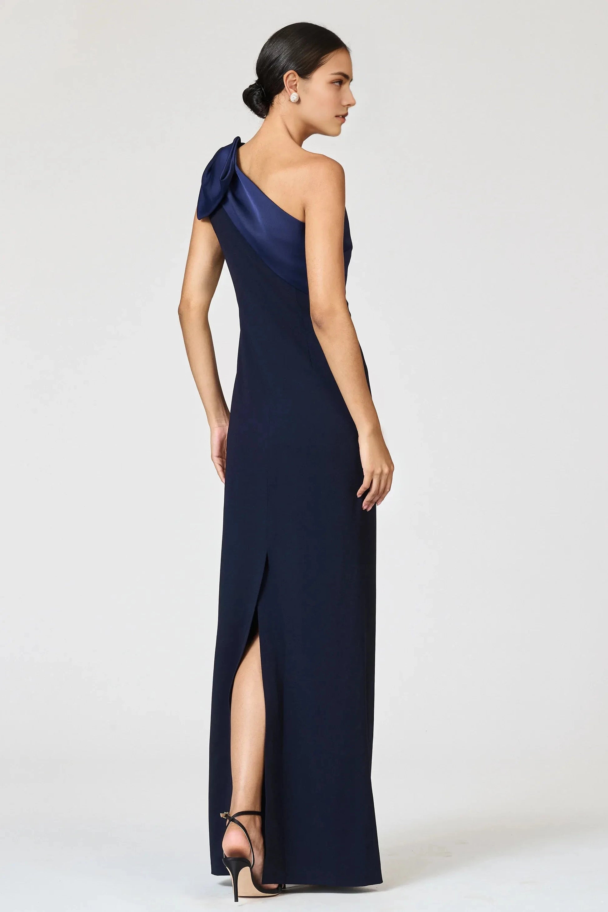Two Tone Sheath One Shoulder Sleeveless Zipper Back High Slit Floor Length For Ladies Evening Dress by YiHuiw