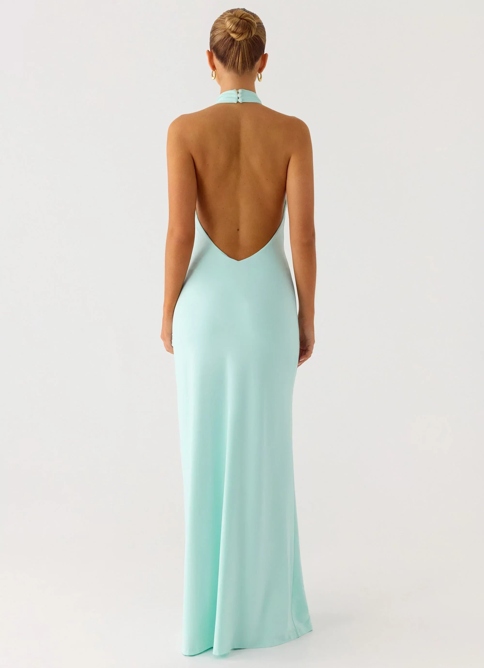 Unique Halter Neck Sleeveless Keyhole Open-Back Floor-Length Prom Dress
