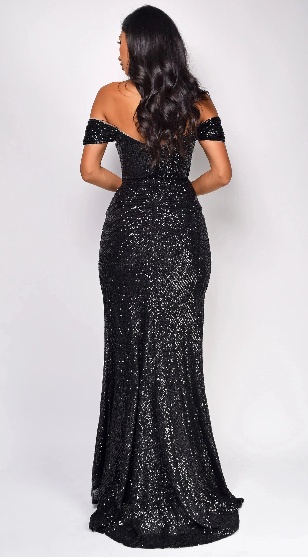 Upscale Mermaid Off-Shoulder Neck Sweetheart Ruched High-Slit Floor-Length Evening Dress by YiHuiw