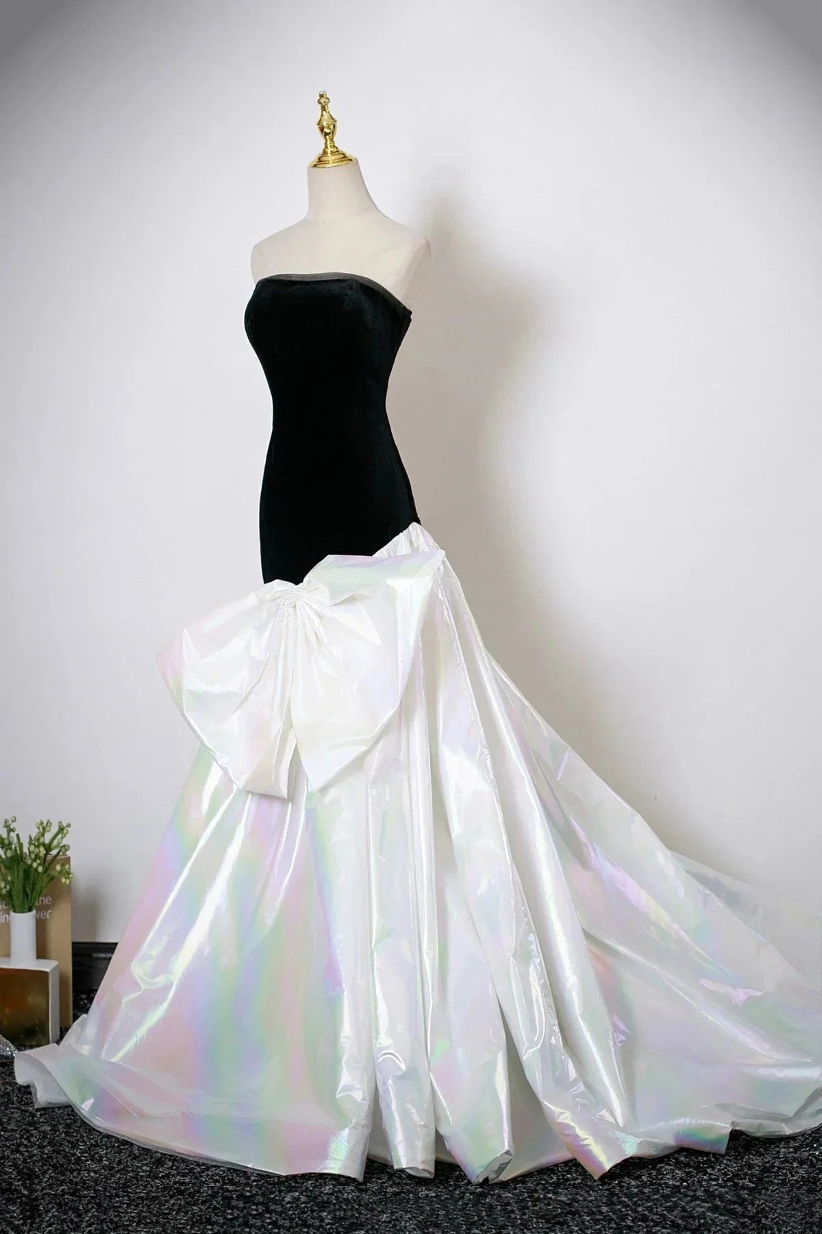 Velvet and White Colorful Satin Long Mermaid Strapless Prom Dress simple gentle atmospheric and unique desi Brin by YiHuiw