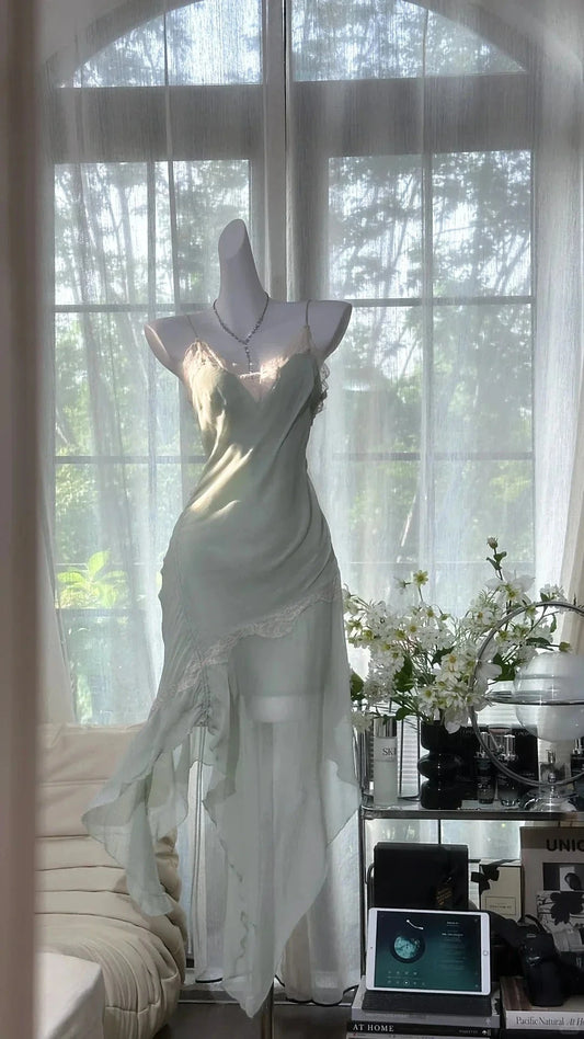 Vintage Long Chiffon Lace Party Dress Date Dress simple gentle atmospheric and unique desi Bring summer colors to enhance whiteness by YiHuiw