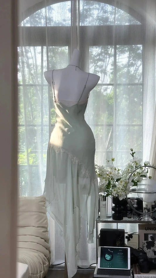 Vintage Long Chiffon Lace Party Dress Date Dress simple gentle atmospheric and unique desi Bring summer colors to enhance whiteness by YiHuiw