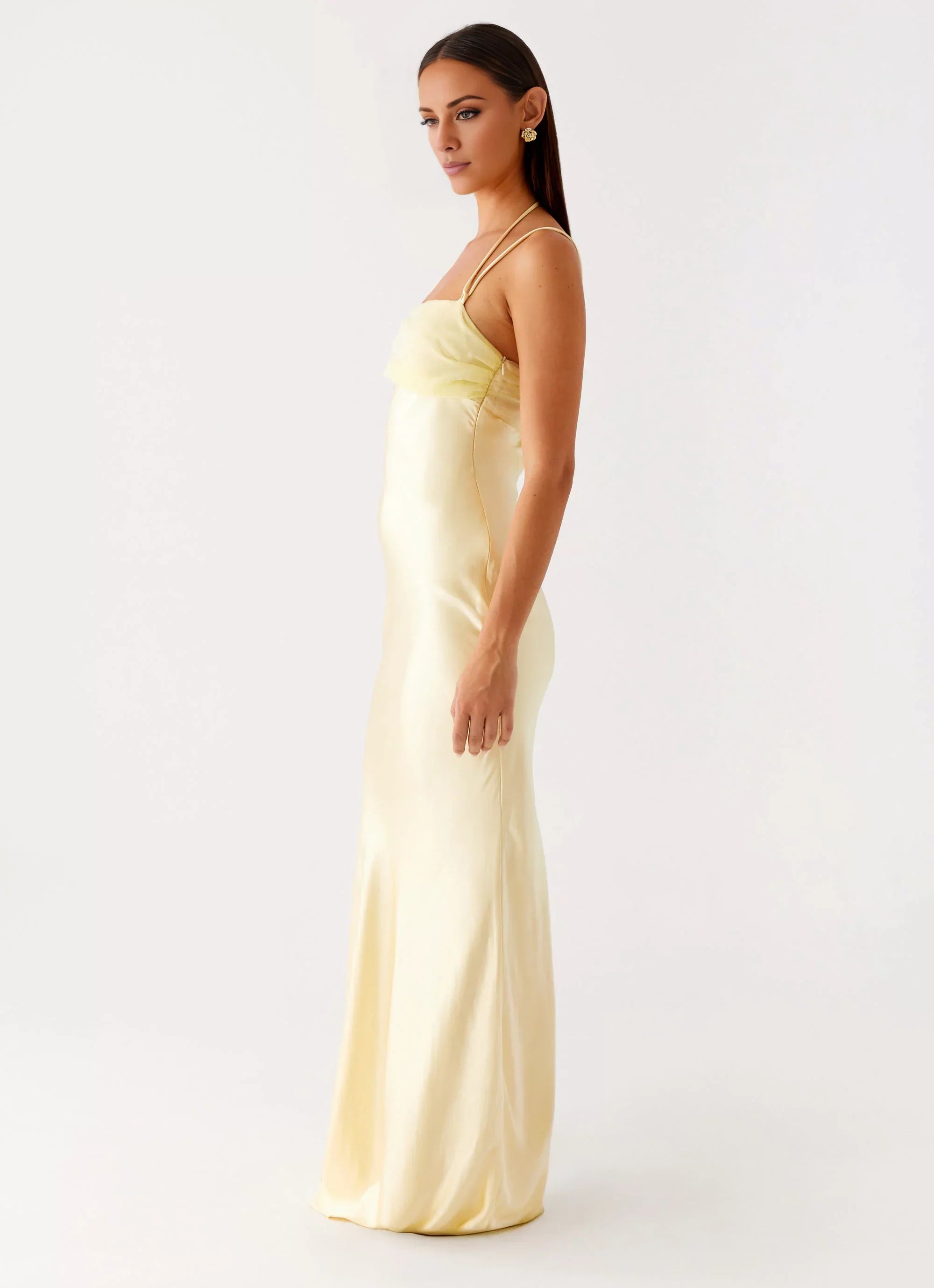 Whimsical Mermaid Halter Neck Sleeveless Tie-Back Satin Floor-Length Prom Dress
