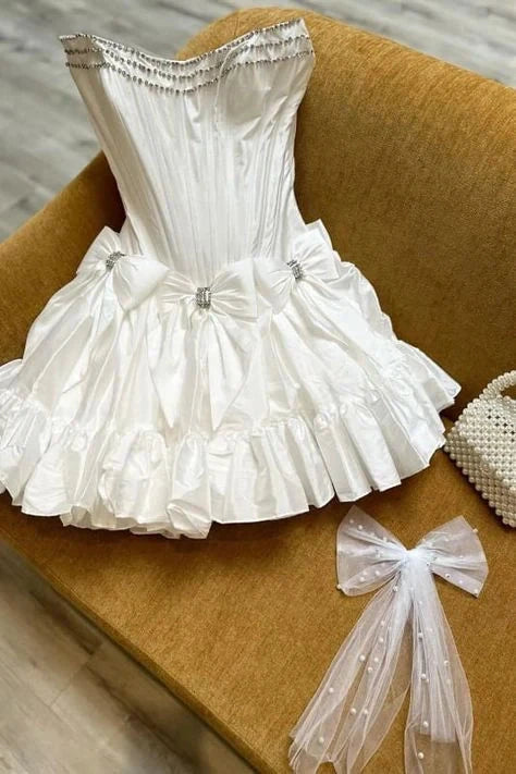 White Beaded Elegant Short Satin Homecoming Dress PromDress Party Dress simple gentle atmospheric and unique desi Bring summer colors to enhance whiteness by YiHuiw