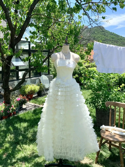 White sweet long chiffon ball gown homecoming dress birthday party dress simple gentle atmospheric and unique desi Bring summer colors to enhance whiteness by YiHuiw