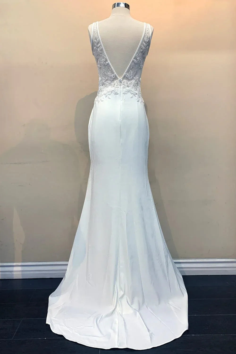 Mermaid Plunging Sleeveless Floor-Length Wedding Dress - Yihuiw by Yihuiw