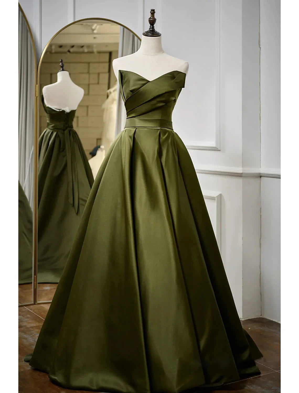 A-Line Evening Gown Sexy Dress Formal Floor Length Sleeveless Strapless Satin with Pleats Strappy by YiHuiw