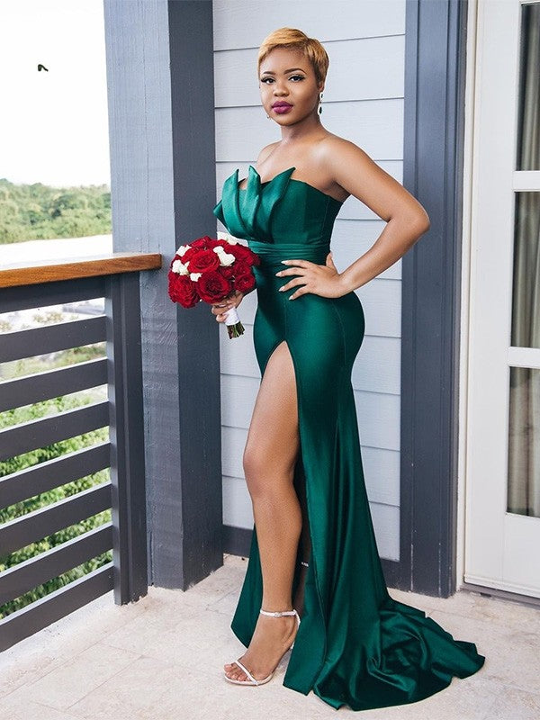 Sheath/Column Off-the-Shoulder Ruched Sleeveless Sweep/Brush Train Bridesmaid Dresses by YiHuiw