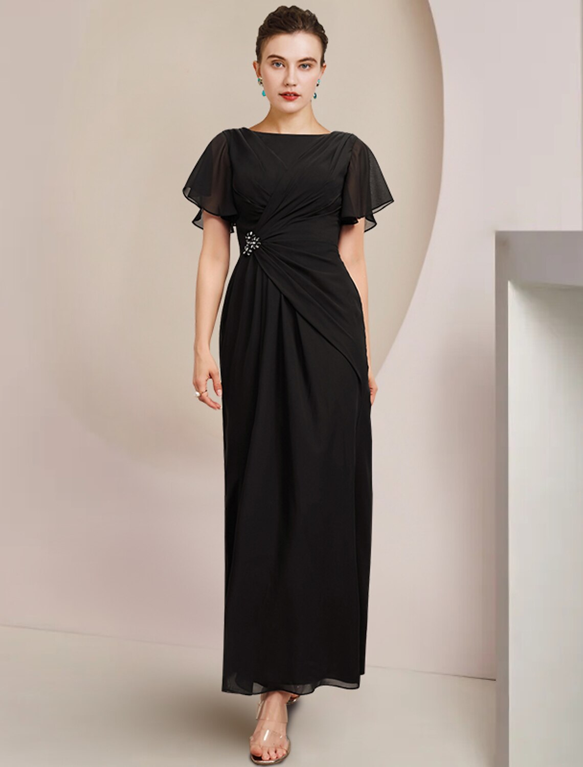 Sheath / Column Mother of the Bride Dress Wedding Guest Elegant Scoop Neck Ankle Length Chiffon Short Sleeve with Crystal Brooch Side-Draped by YiHuiw