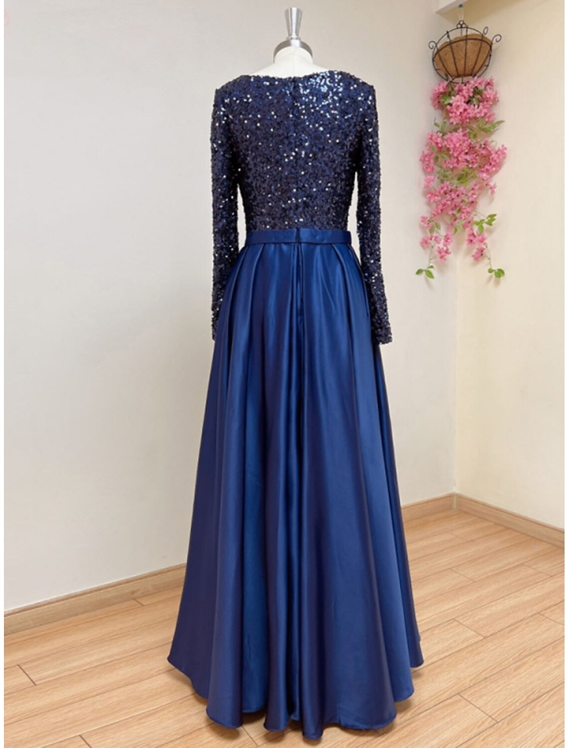 A-Line Evening Gown Sparkle & Shine Dress Formal Fall Sweep / Brush Train Long Sleeve Square Neck Satin with Glitter Pleats by YiHuiw