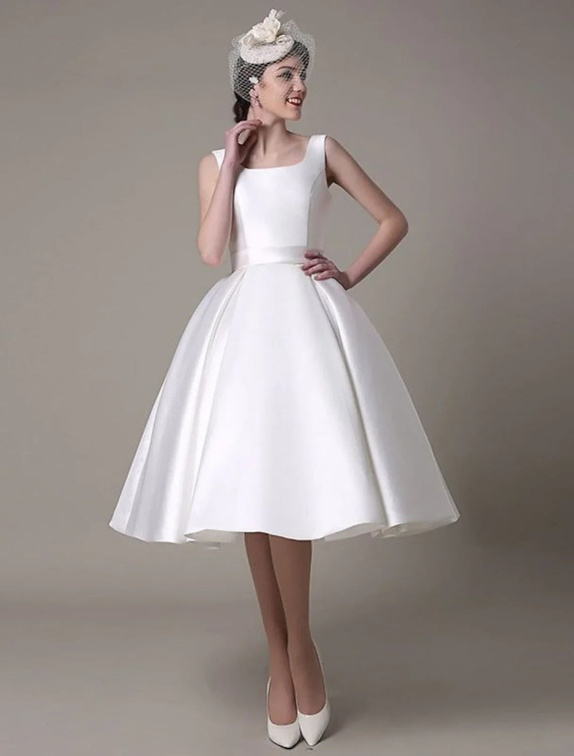 A-Line Cocktail Dresses Party Dress Graduation Wedding Guest Knee Length Sleeveless Square Neck Satin with Pleats by YiHuiw