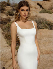 Beach Open Back Casual Wedding Dresses Mermaid / Trumpet Square Neck Sleeveless Court Train  Fabric Bridal Gowns With Buttons Solid Color