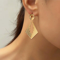 Personalized Metal Fashion Pierced Geometric Earrings