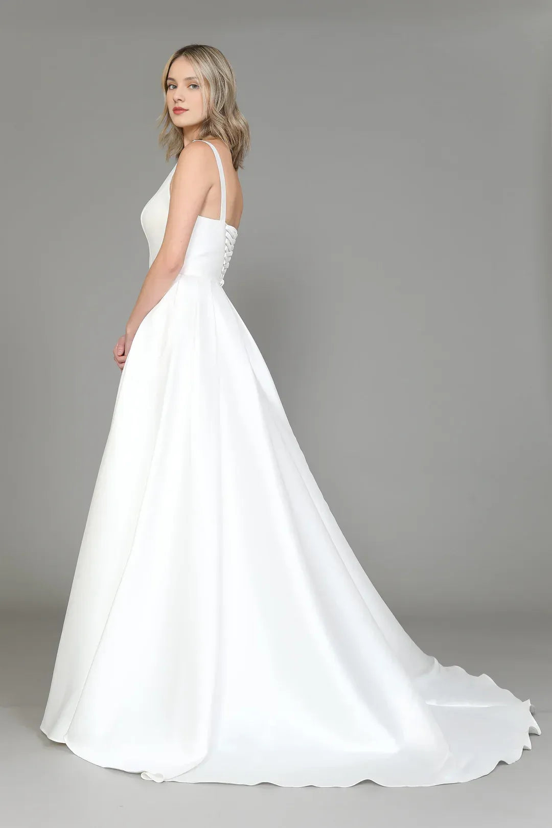A-Line Square Neck Sleeveless Floor-Length Wedding Dress - Yihuiw by Yihuiw