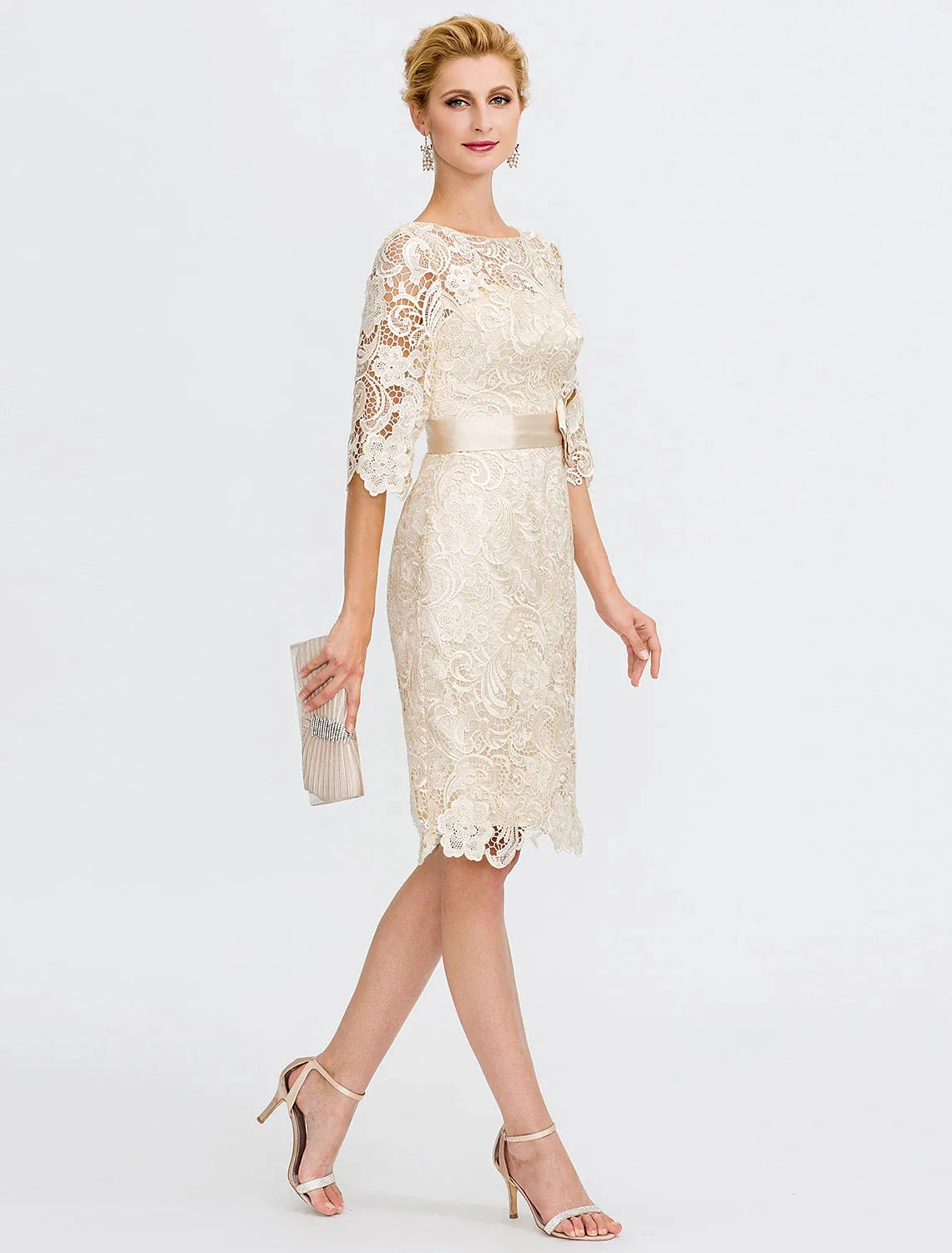 Sheath / Column Mother of the Bride Dress Formal Wedding Guest Plus Size Elegant Illusion Neck Knee Length All Over Lace 3/4 Length Sleeve with Bow(s) by YiHuiw
