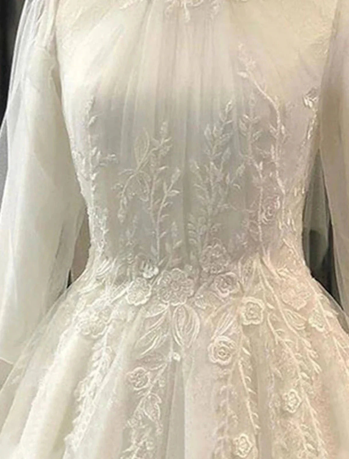 Engagement Vintage 1940s / 1950s Formal Fall Wedding Dresses Ball Gown High Neck Long Sleeve Court Train Lace Bridal Gowns With Pleats Appliques Summer Wedding Party by YiHuiw