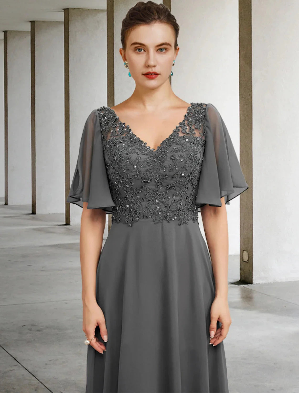 A-Line Mother of the Bride Dress Luxurious Elegant V Neck Floor Length Chiffon Lace Short Sleeve with Beading Appliques by YiHuiw