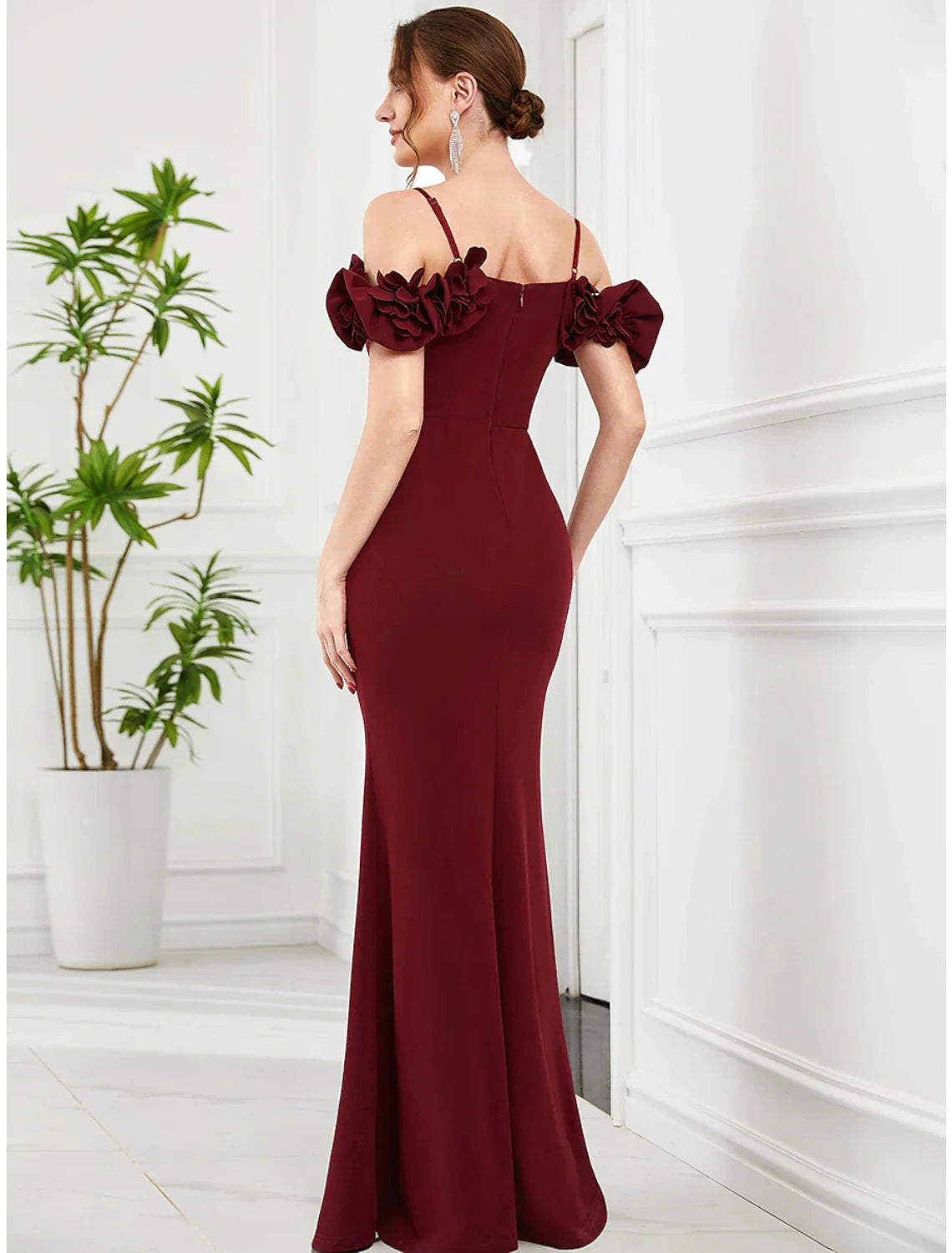Mermaid / Trumpet Evening Gown Vintage Dress Engagement Floor Length Sleeveless Off Shoulder Polyester with Ruffles by YiHuiw