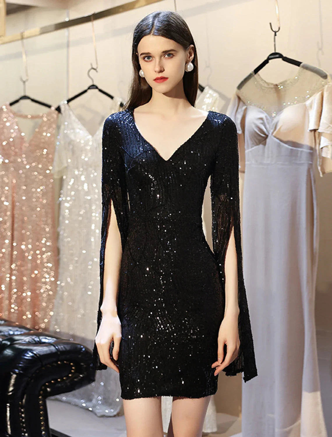 Sheath / Column Sparkle Elegant Homecoming Cocktail Party Dress V Neck Long Sleeve Short / Mini Sequined with Sequin Slit by YiHuiw