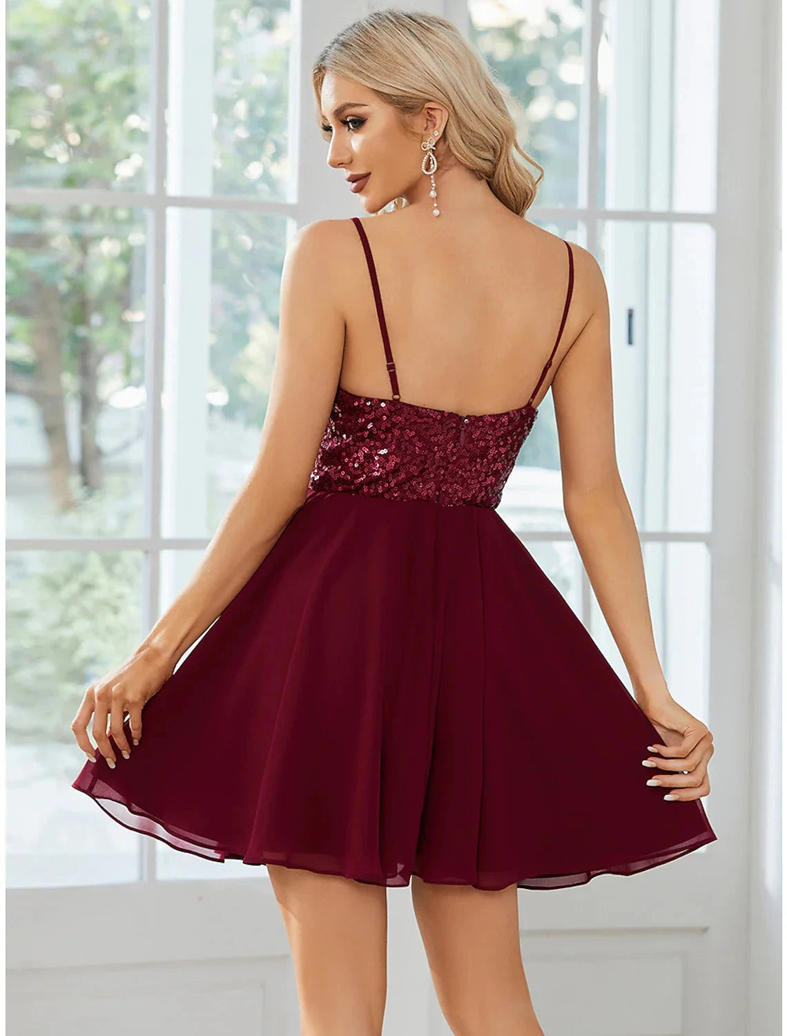 A-Line Homecoming Dresses Sparkle & Shine Dress Party Wear Birthday Short / Mini Sleeveless Spaghetti Strap Chiffon with Pleats Sequin by YiHuiw