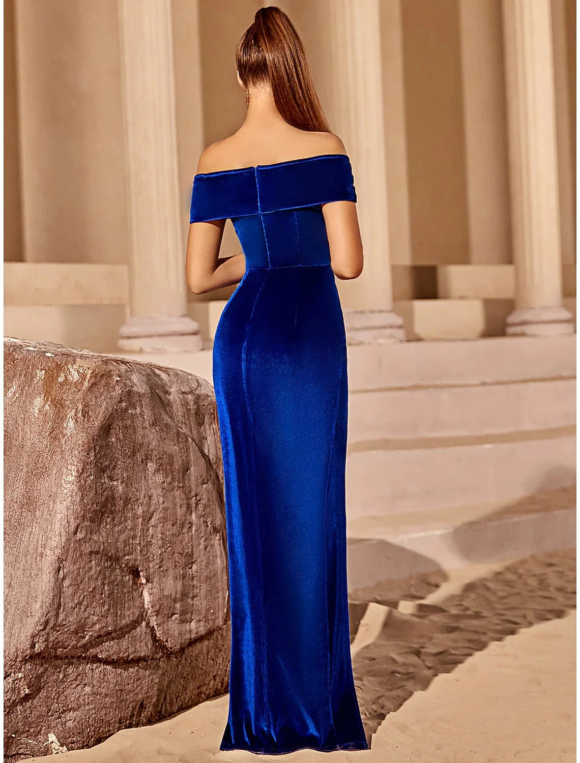 Blue Sheath / Column Party Dresses Elegant Dress Party Wear Floor Length Short Sleeve Off Shoulder Velvet with Ruched Slit by YiHuiw
