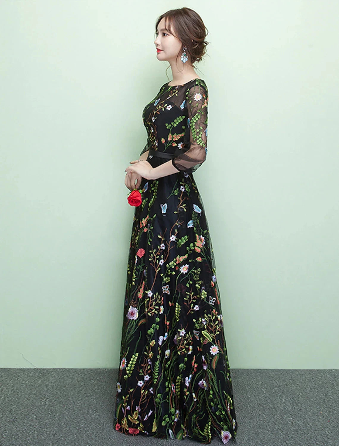A-Line Elegant Sparkle & Shine Formal Evening Dress Jewel Neck 3/4 Length Sleeve Floor Length Lace with Embroidery by YiHuiw