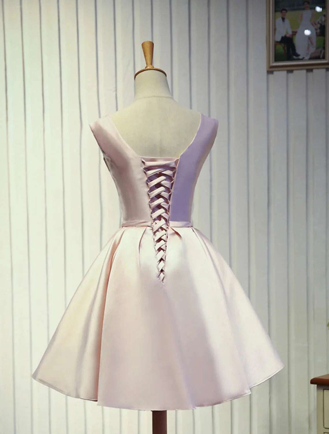 A-Line Homecoming Dresses Minimalist Dress Prom Birthday Knee Length Sleeveless Jewel Neck Satin Backless with Butterfly by YiHuiw
